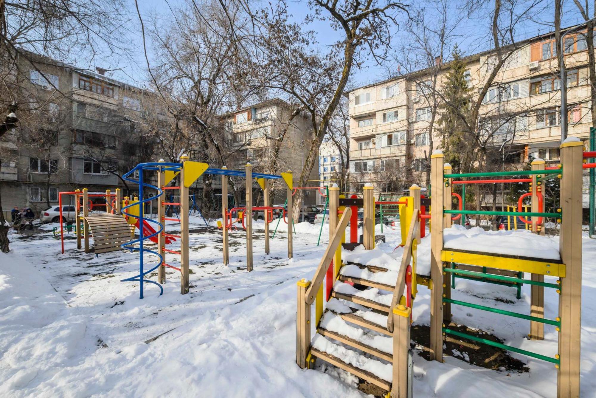 Mid-Century Charm Apartments В Центре Алматы Exteriér fotografie